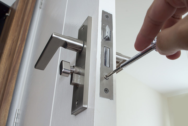 Our local locksmiths are able to repair and install door locks for properties in Westcliff On Sea and the local area.